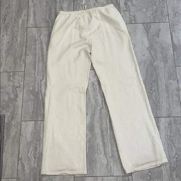 Brandy Melville Linen Pants - Picture 3 of 3